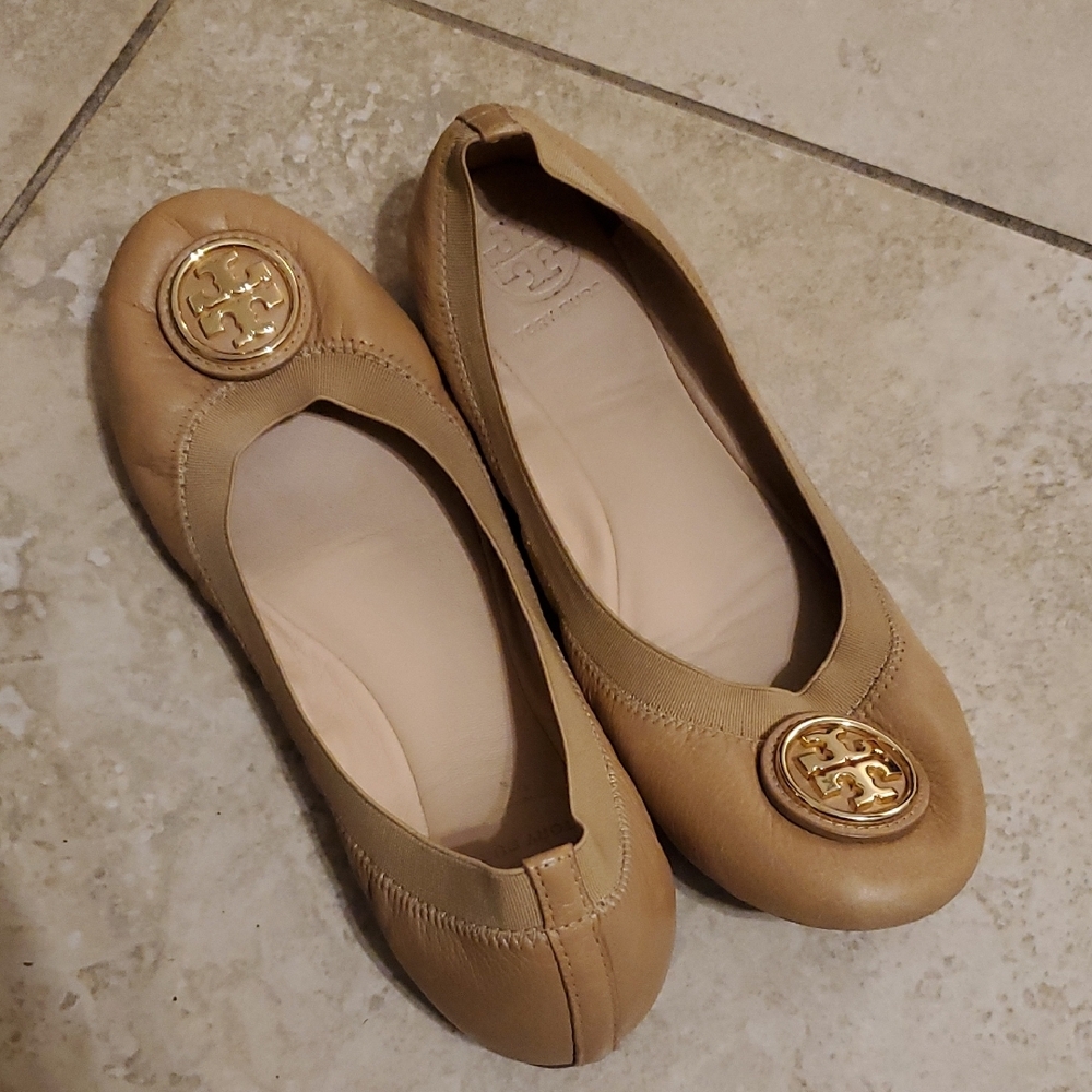 Tory Burch Women's Beige Ballet Flats